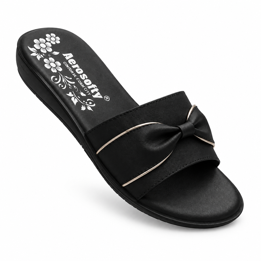 Black Aerosofty slide slipper on a white background