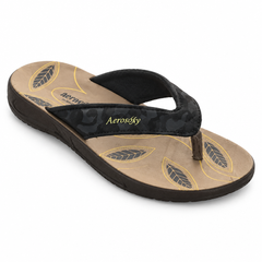 Aerosofty toe-post slipper detail on white background